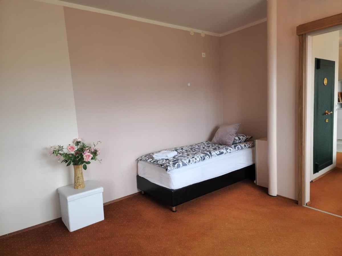 Kiljan Apartments & Rooms Blonduos Exterior photo